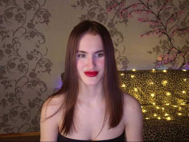 Felicia-Lav's BongaCams show and profile
