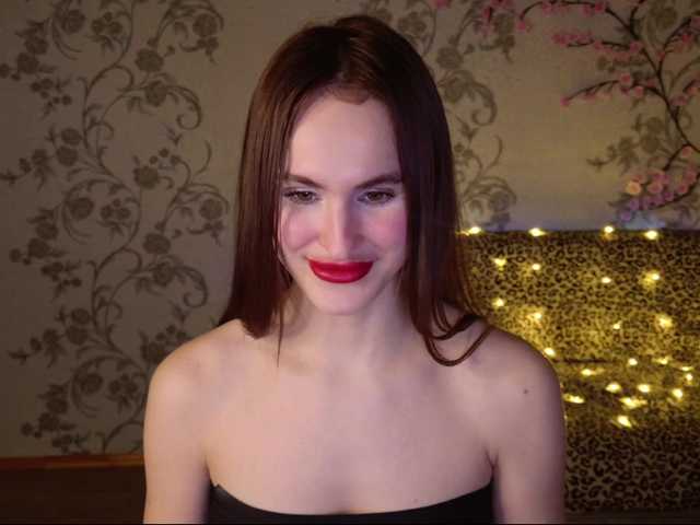 Felicia-Lav's BongaCams show and profile