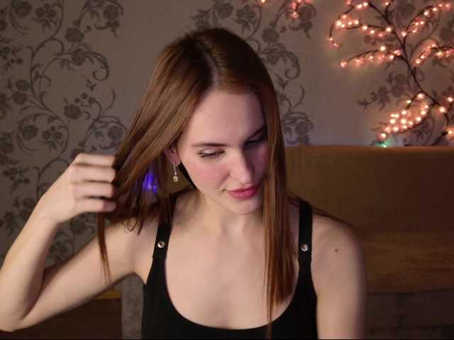 Felicia-Lav's BongaCams show and profile