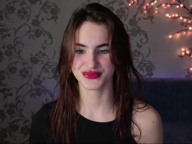 go to chat with Felicia-Lav