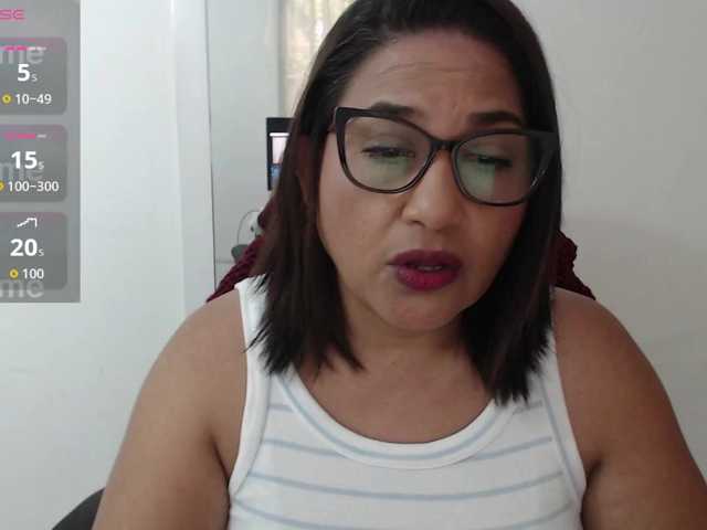 HotMilfSquirt from BongaCams is Freechat