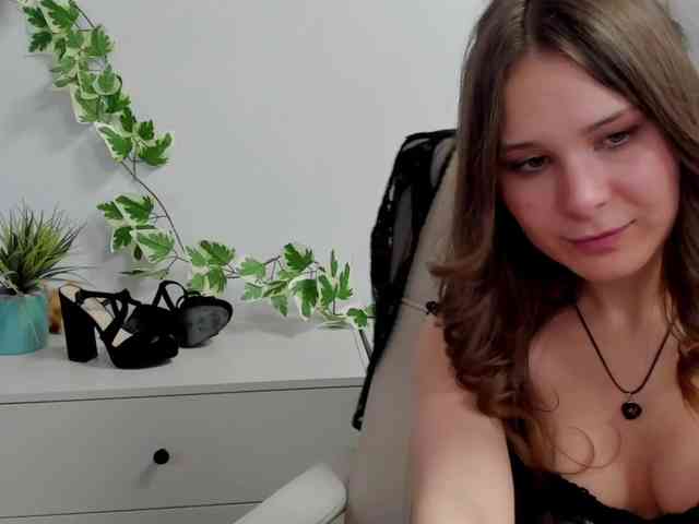 LanaSensitive webcam