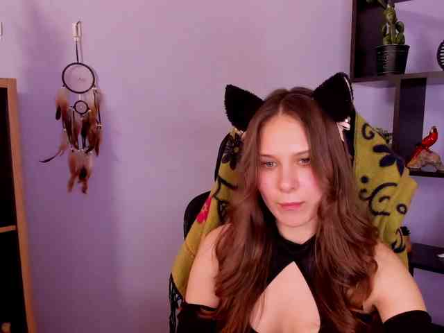 LanaSensitive webcam