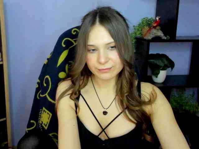 LanaSensitive webcam