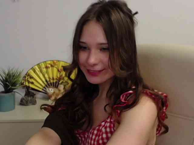 LanaSensitive webcam