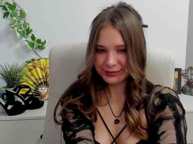 LanaSensitive webcam