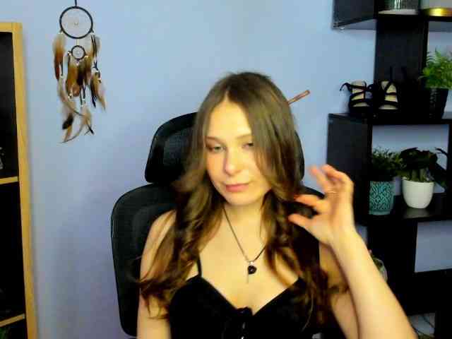 LanaSensitive webcam