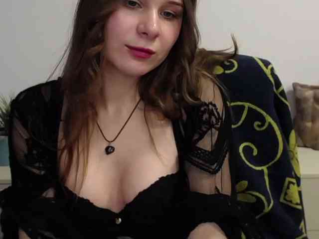 LanaSensitive webcam