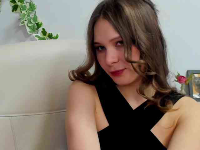 LanaSensitive webcam