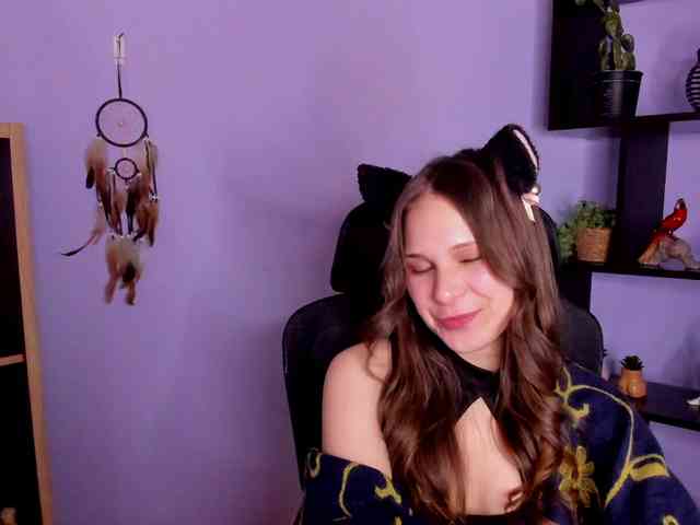 LanaSensitive webcam