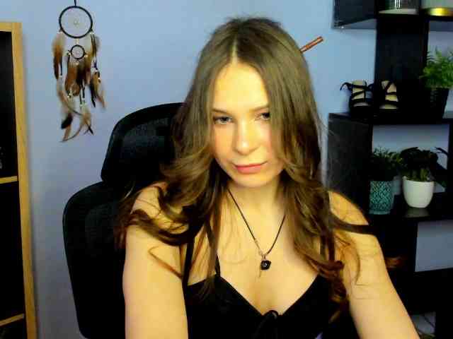 LanaSensitive webcam