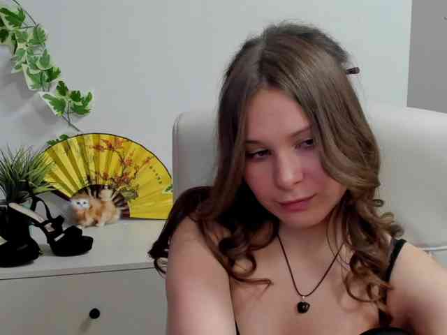 LanaSensitive webcam