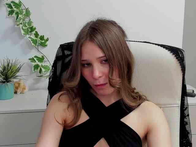 LanaSensitive webcam