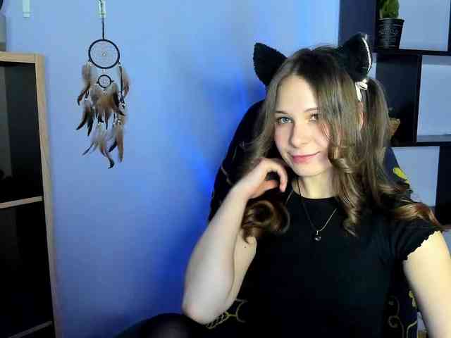 LanaSensitive webcam