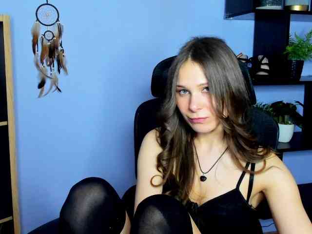 LanaSensitive webcam