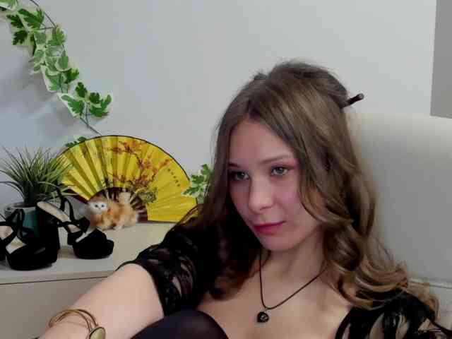 LanaSensitive LanaSensitive