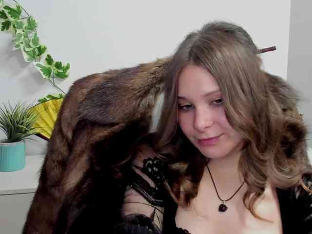 LanaSensitive webcam