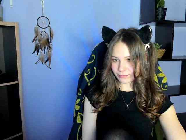 LanaSensitive webcam