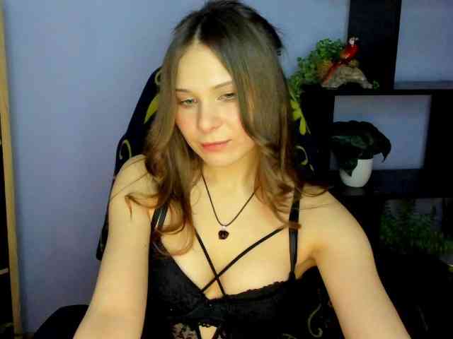 LanaSensitive webcam