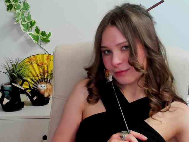 LanaSensitive webcam