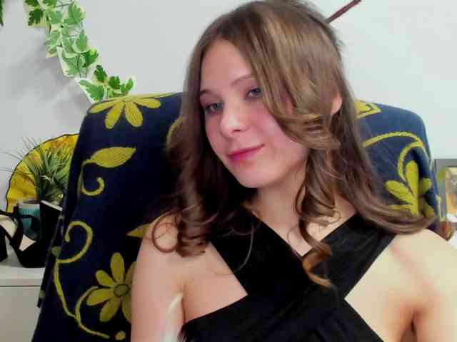 LanaSensitive webcam