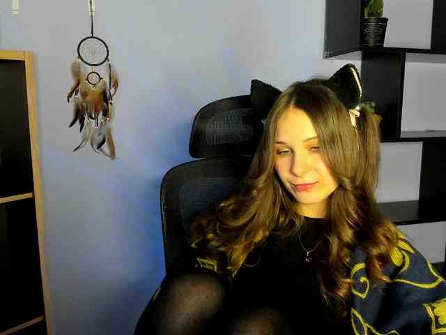 LanaSensitive webcam