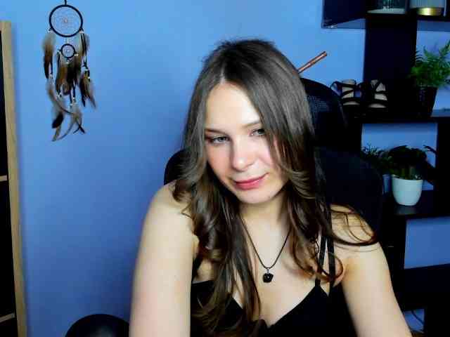 LanaSensitive webcam