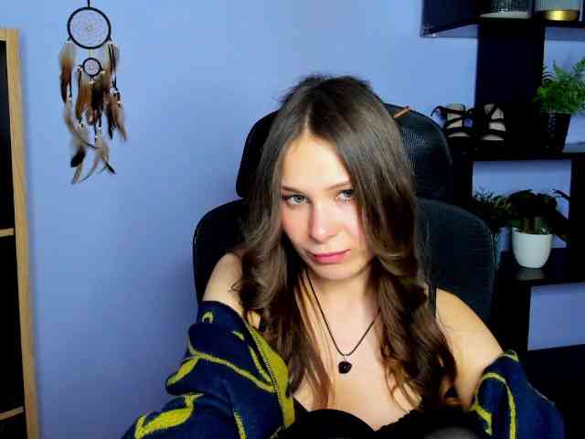 LanaSensitive webcam