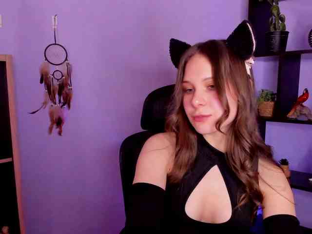 LanaSensitive webcam