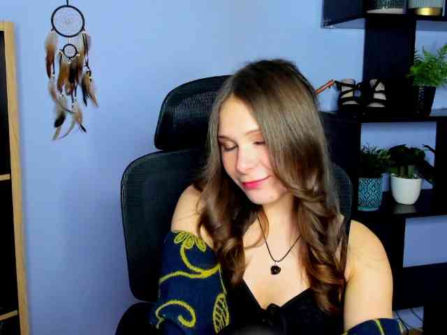 LanaSensitive webcam