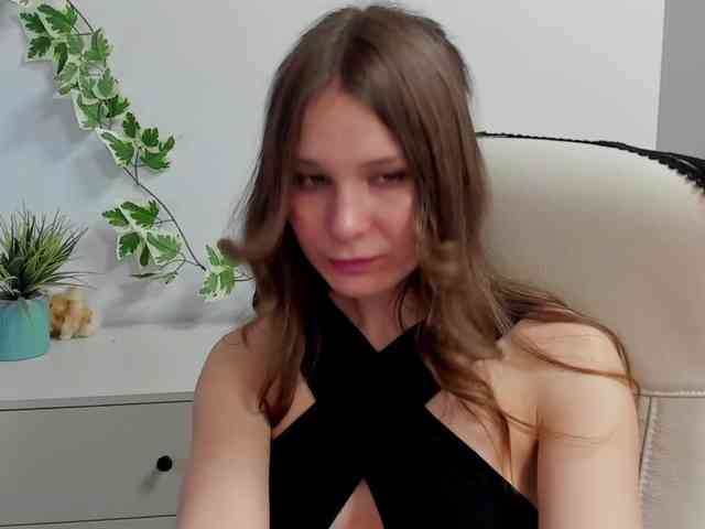 LanaSensitive webcam