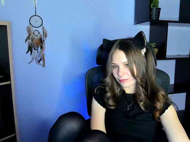 LanaSensitive webcam