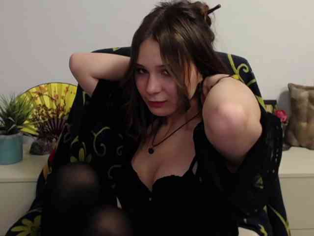 LanaSensitive webcam