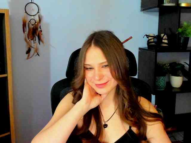 LanaSensitive webcam