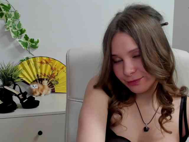 LanaSensitive webcam