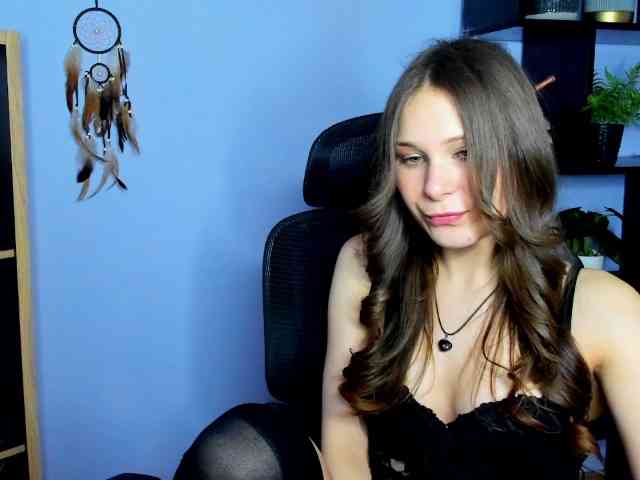 LanaSensitive webcam