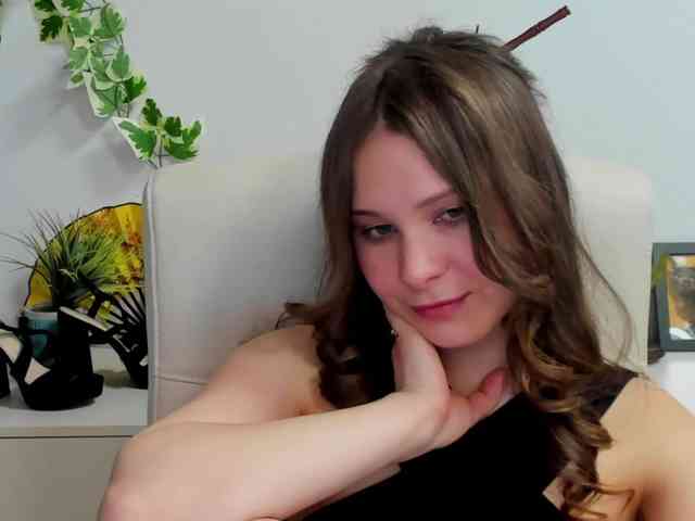 LanaSensitive webcam