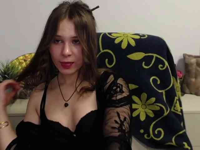 LanaSensitive webcam