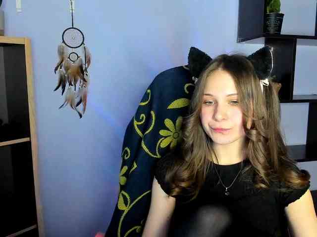 LanaSensitive webcam