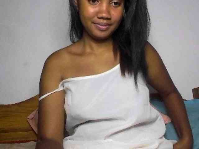 isabellah5 Live Webcam on BongaCams