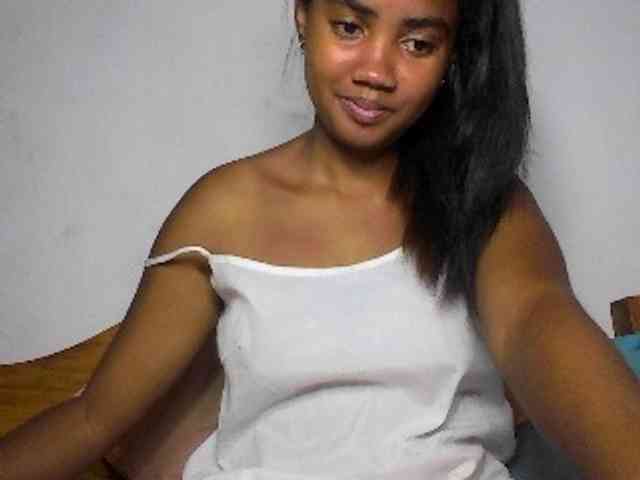 isabellah5 Live Webcam on BongaCams