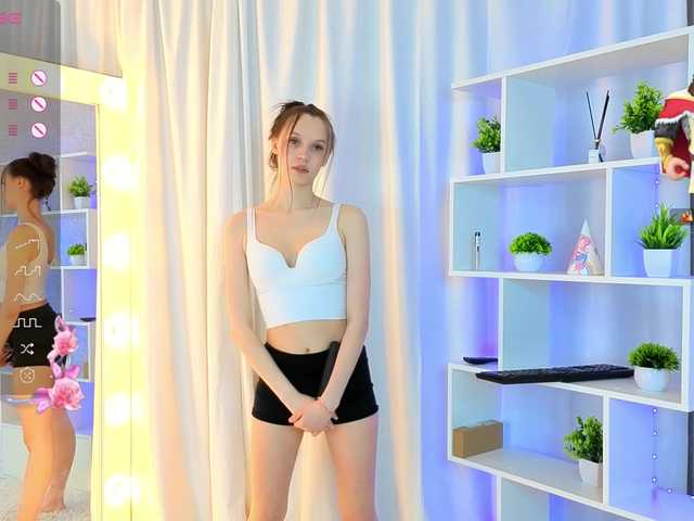 NovaOrbit's BongaCams show and profile