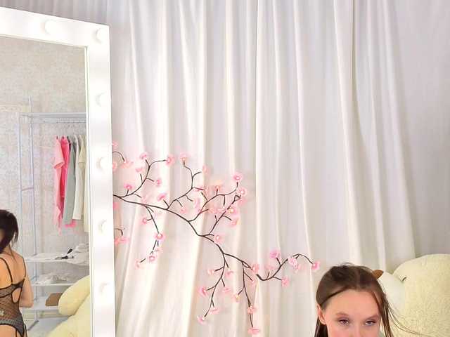 NovaOrbit's BongaCams show and profile