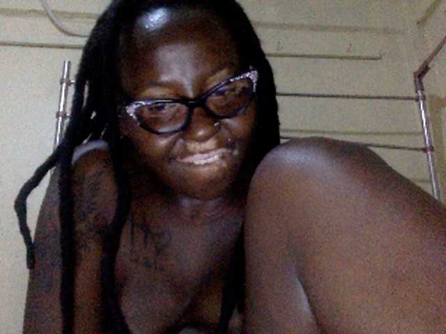 WillaSara's BongaCams show and profile