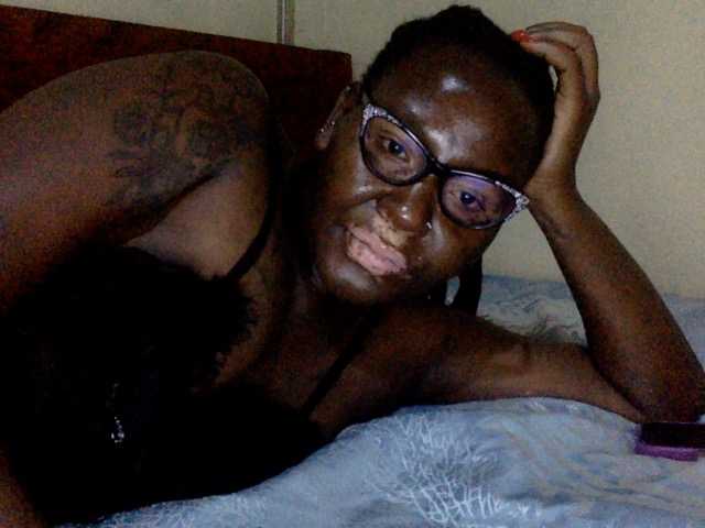 WillaSara's BongaCams show and profile