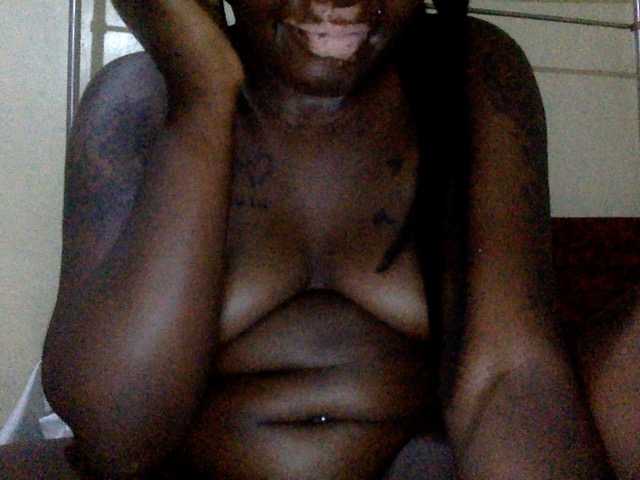 WillaSara's BongaCams show and profile