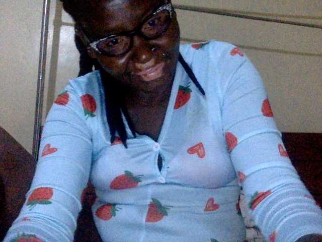 WillaSara's BongaCams show and profile