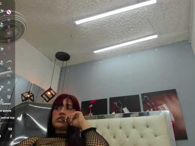 Paris-rivas's BongaCams show and profile