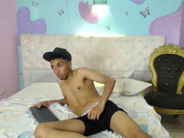 RickeyngySwwet Live Webcam on BongaCams