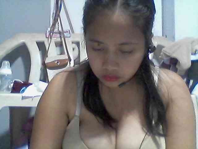 Milkybigtits webcam